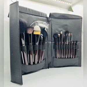 Kevyn Aucoin Brush Set - The Essential Brush Collection- Professional Set
